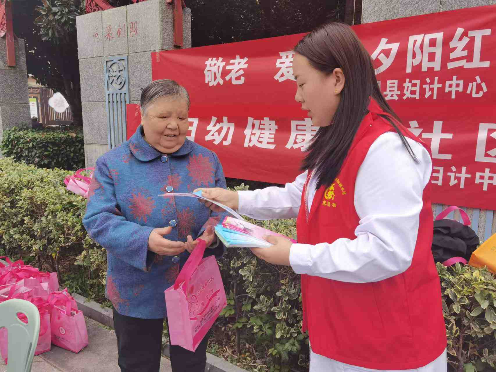 1761897230467003017Copy.jpg 39ac3ad1e7201bee43c8f3498725c445.jpg