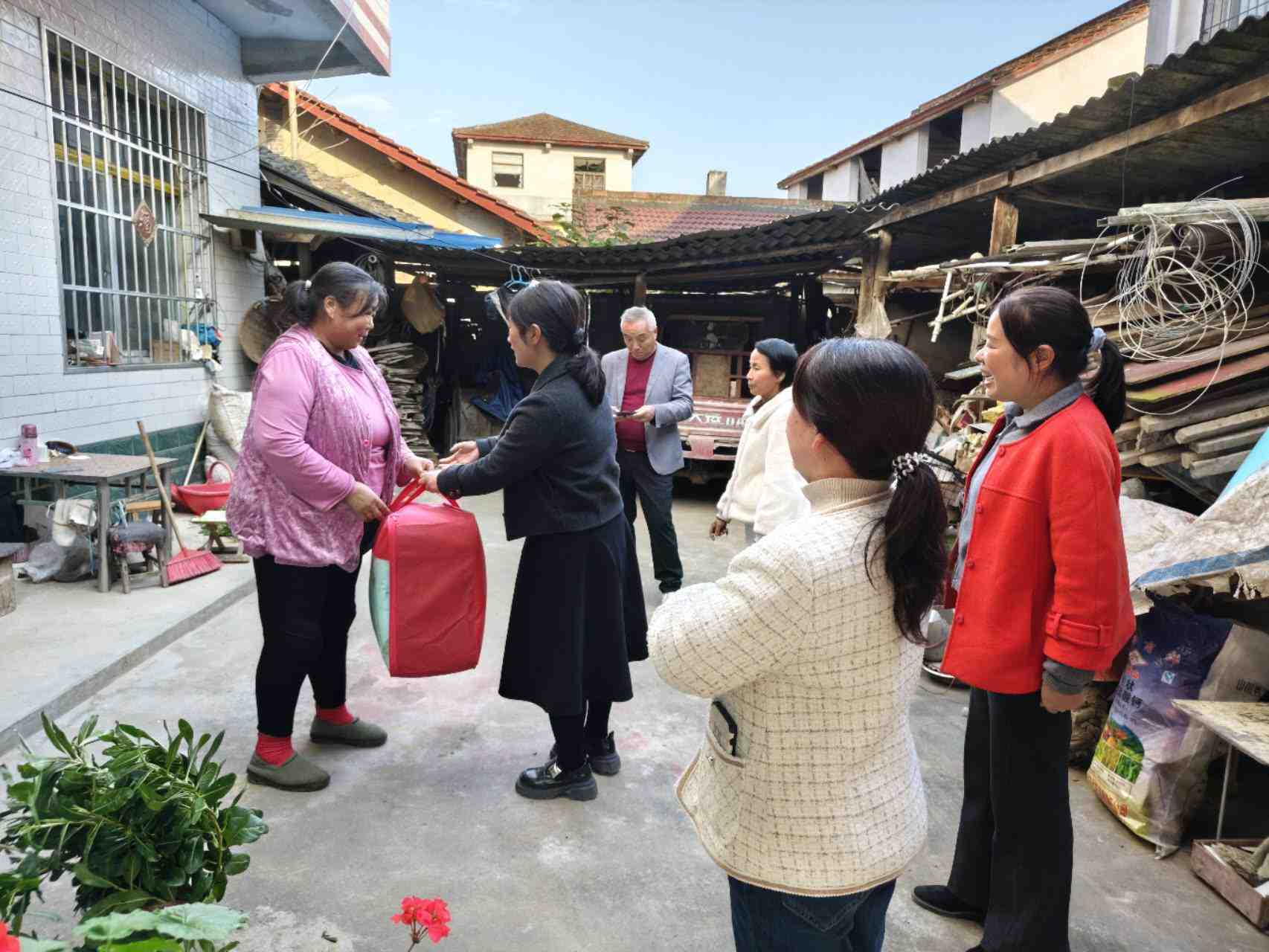 1764577486400077543Copy.jpg WXYpcPtNpKPX_WBW2qHolVbWiRKJAAlbwBqvSOKwOiTXqajdE-9KaaoHcTLWexzW.jpg